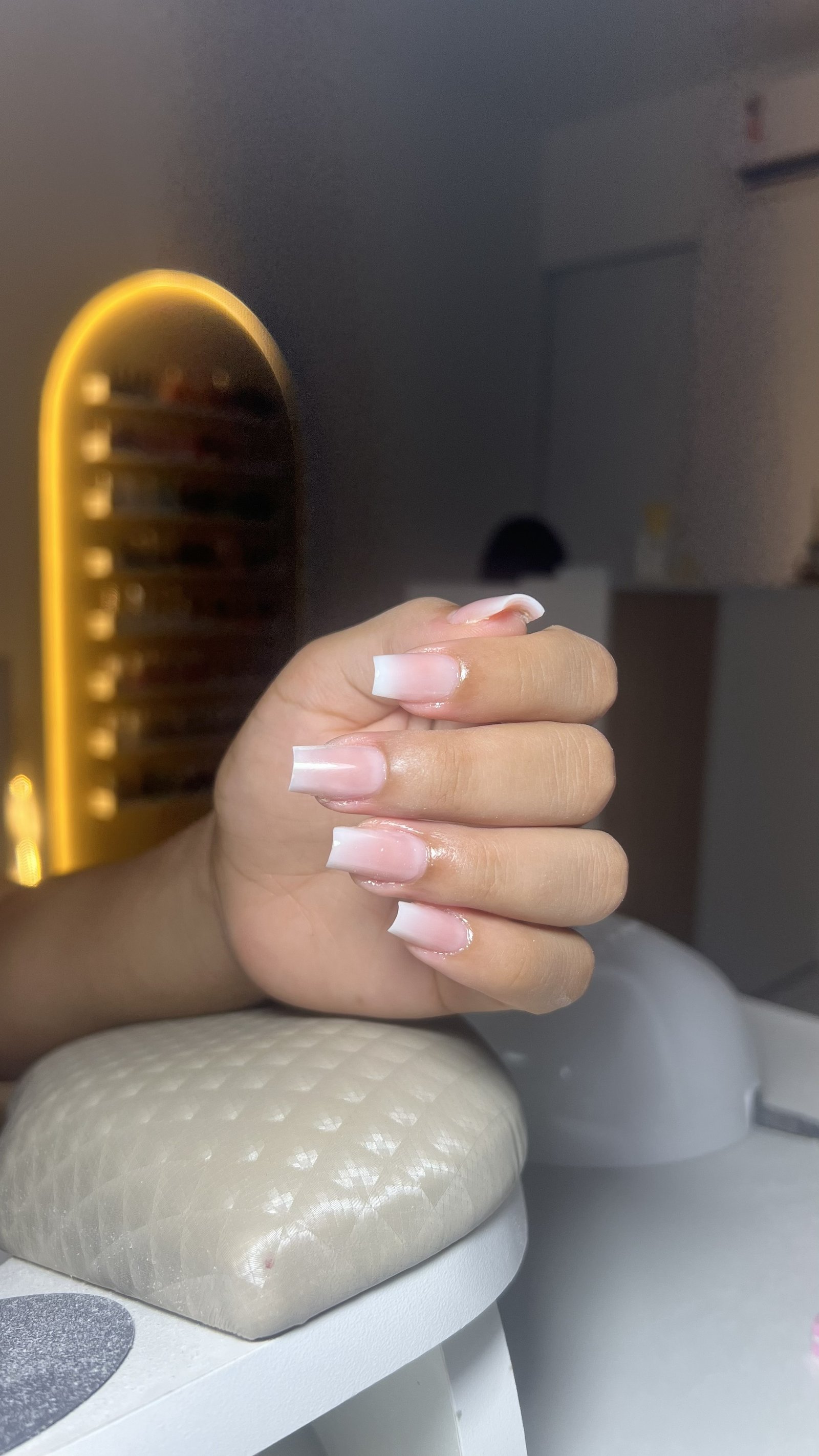Trabalho em unhas - Layza Oliveira