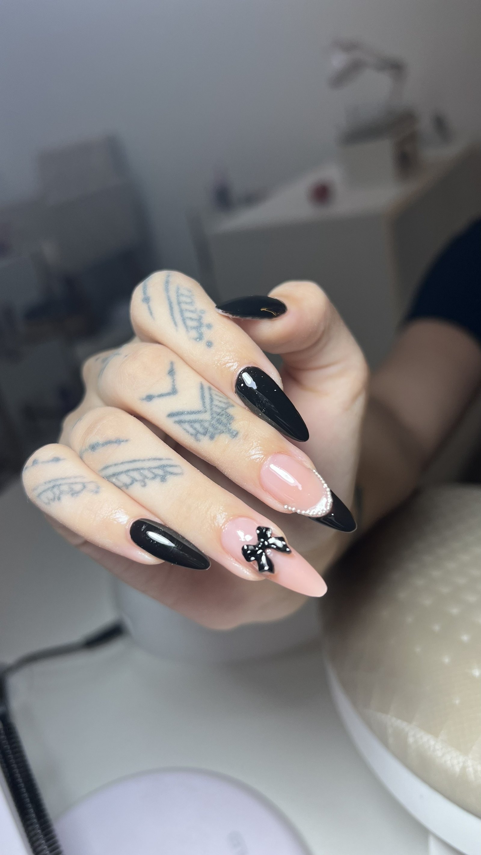 Trabalho em unhas - Layza Oliveira